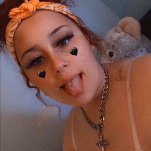 Meet your Posher, Makayla